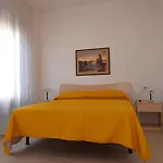 La Marina 2 *